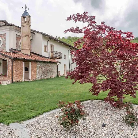 Farm stay Tenuta Armonia Clavesana