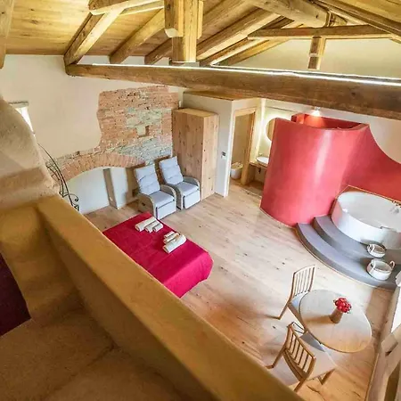 Farm stay Tenuta Armonia Clavesana