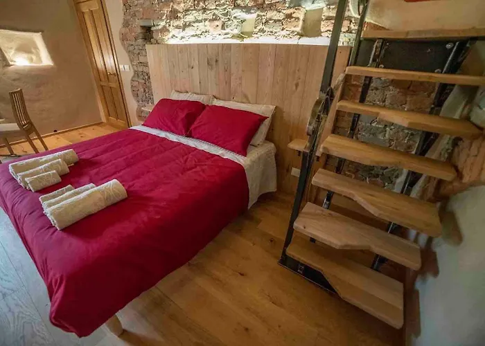 Lantgård Tenuta Armonia Clavesana