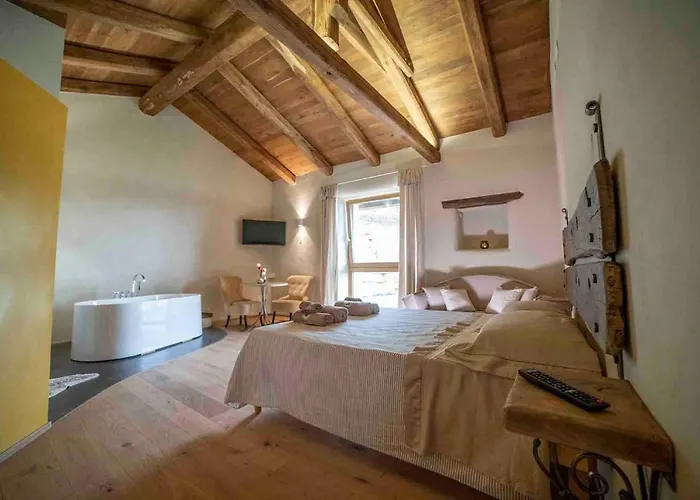 Lantgård Tenuta Armonia Clavesana